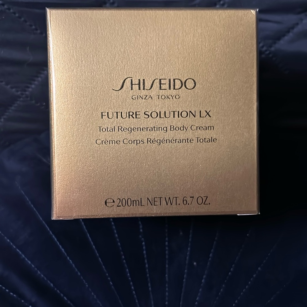 Shiseido Future Solutions Body Cream